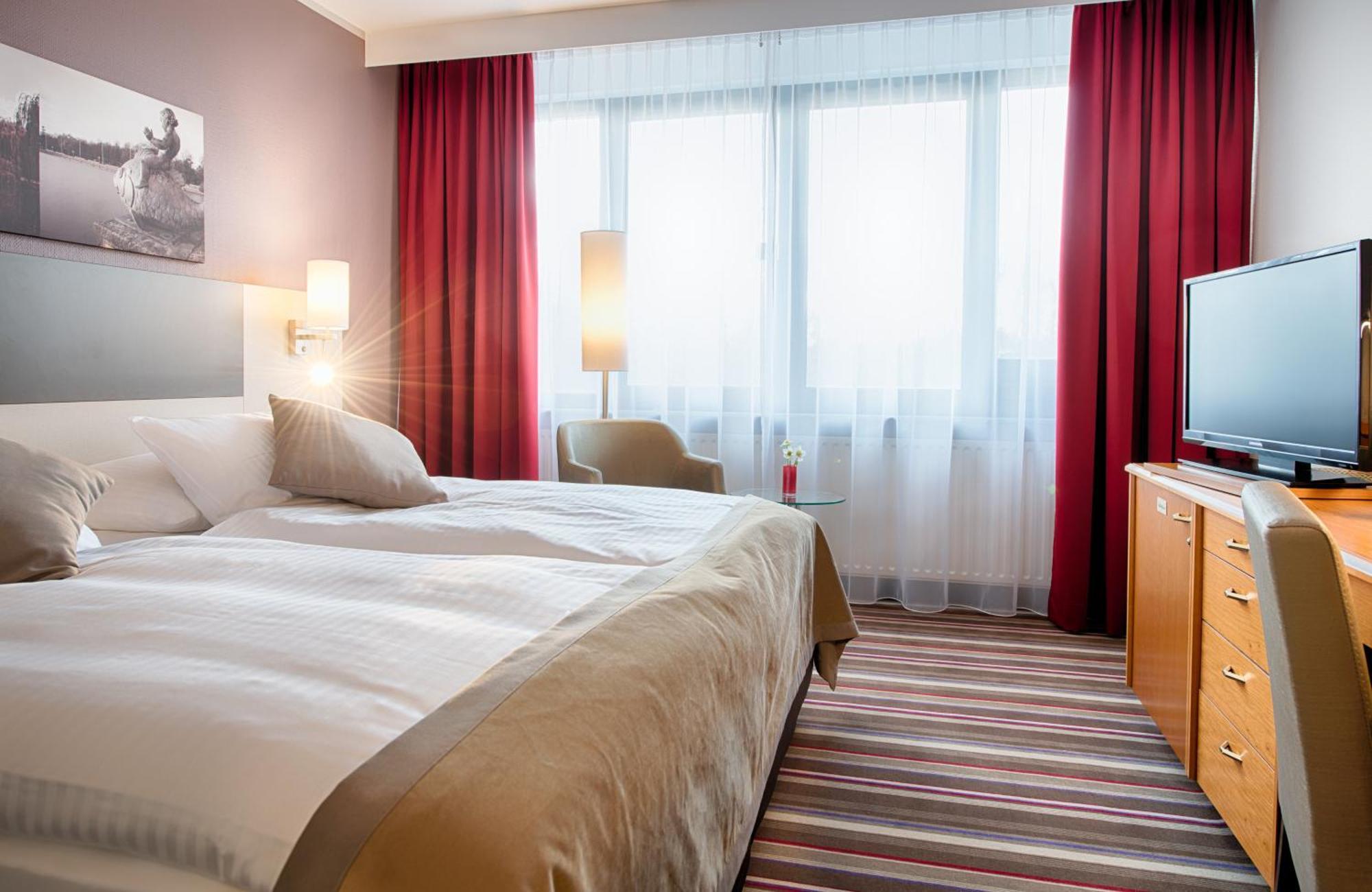 Hotel Leonardo 4*